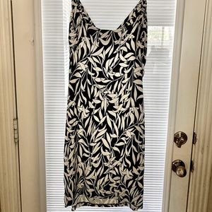 DIANE VON FURSTENBURG Black & White Dress